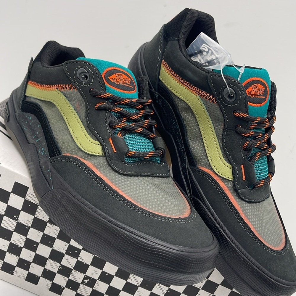 Vans Men’s Wayvee Outdoor Unexplored Sneakers
Outdoor Unexplored
VN0A5JIABKP - Picture 7 of 16